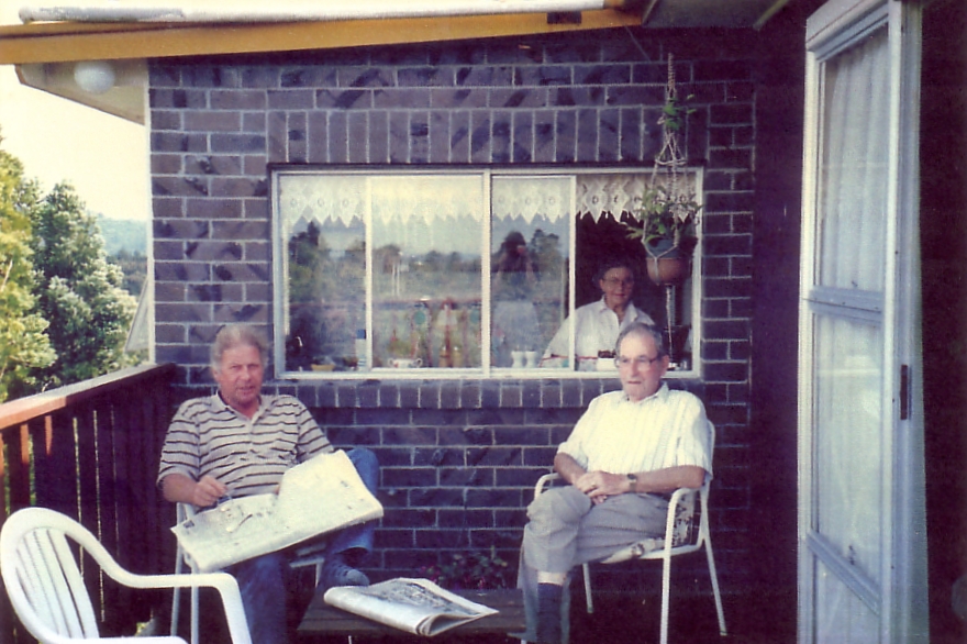 Klik voor foto in apart venster gerrit_hendrik_van_den_broek_en_dina_radstok_bij_zoon_cornelis_in_nw._zeeland.jpg